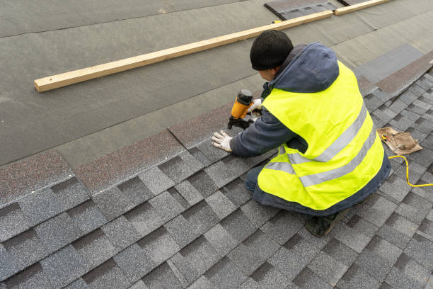 Best Commercial Roofing Services  in Shorewood Forest, IN